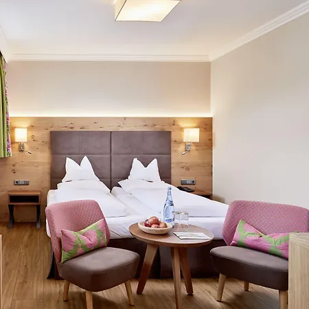Hotell Neue Post