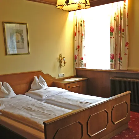 Neue Post Hotell 4*