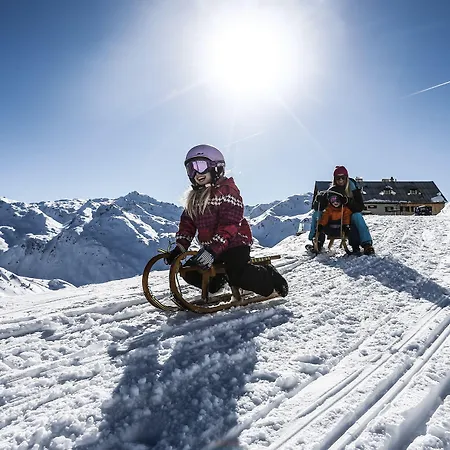 Szálloda Neue Post Mayrhofen