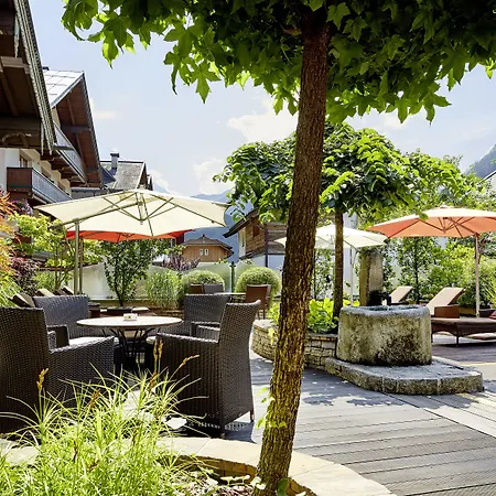Hotell Neue Post 4*