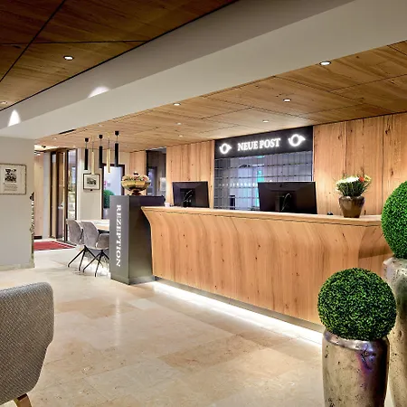Neue Post 4*