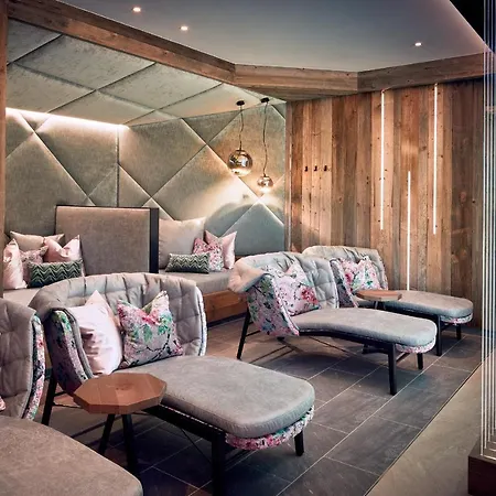 Hotel Neue Post Mayrhofen