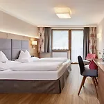 Hotel Neue Post Mayrhofen