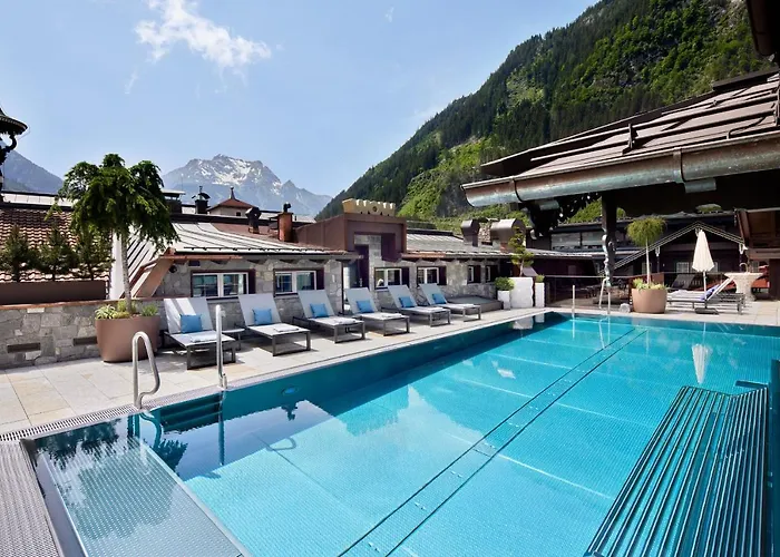 内尔珀斯特酒店 4*