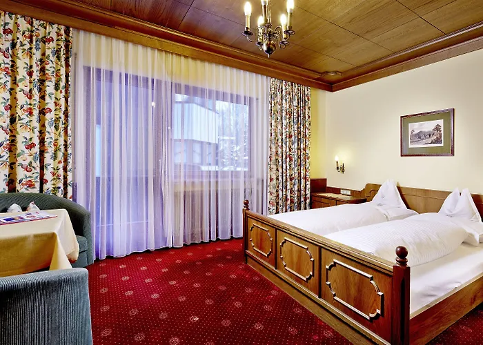 内尔珀斯特酒店 4*