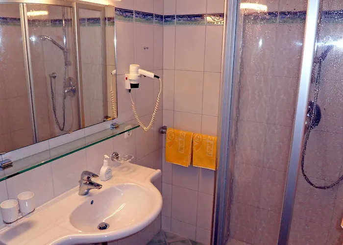 内尔珀斯特酒店 酒店 4*