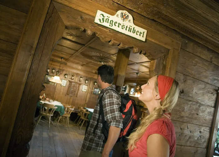 内尔珀斯特酒店 4*