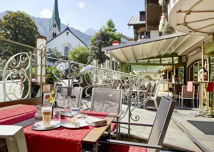 内尔珀斯特酒店 4*